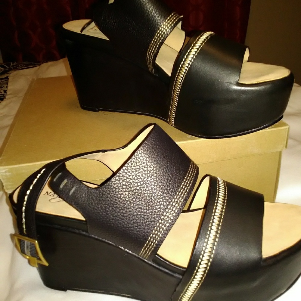 Naked Feet Mallow Black Sandals